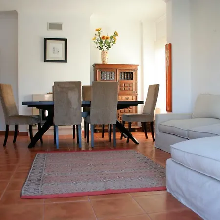 Elegant In The Centre Of Lagos, Near Beach. Apartment *
